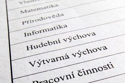 Ukončení školního roku a vydání vysvědčení