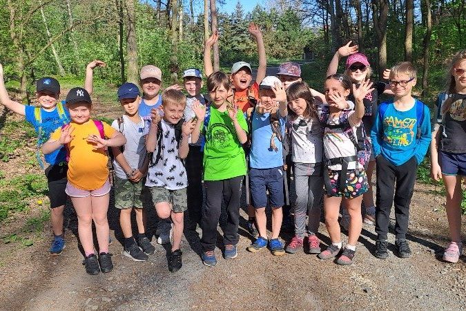 Čarodějnický den a Den Země; 2. B